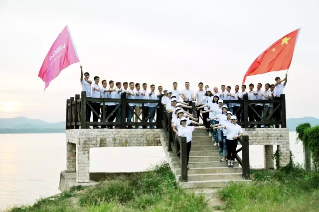 万事达团队合照.jpg